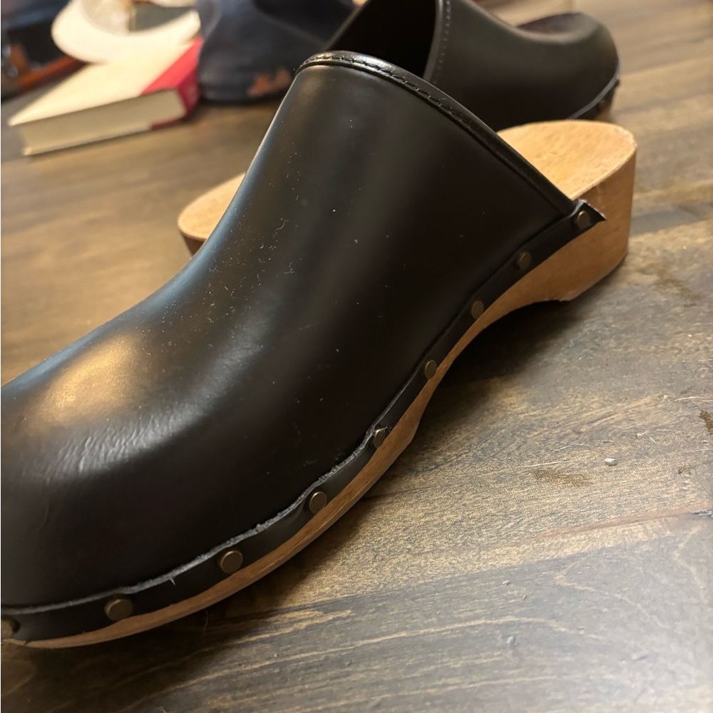 M.Gemi Black Leather Studded Wooden Clogs | Made in Italy